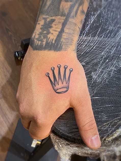 rolex krone tattoo finger|15+ Rolex Crown Tattoo Ideas .